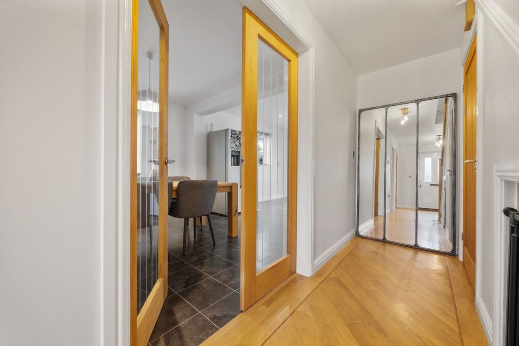 Hallway to Kitchen/Dining