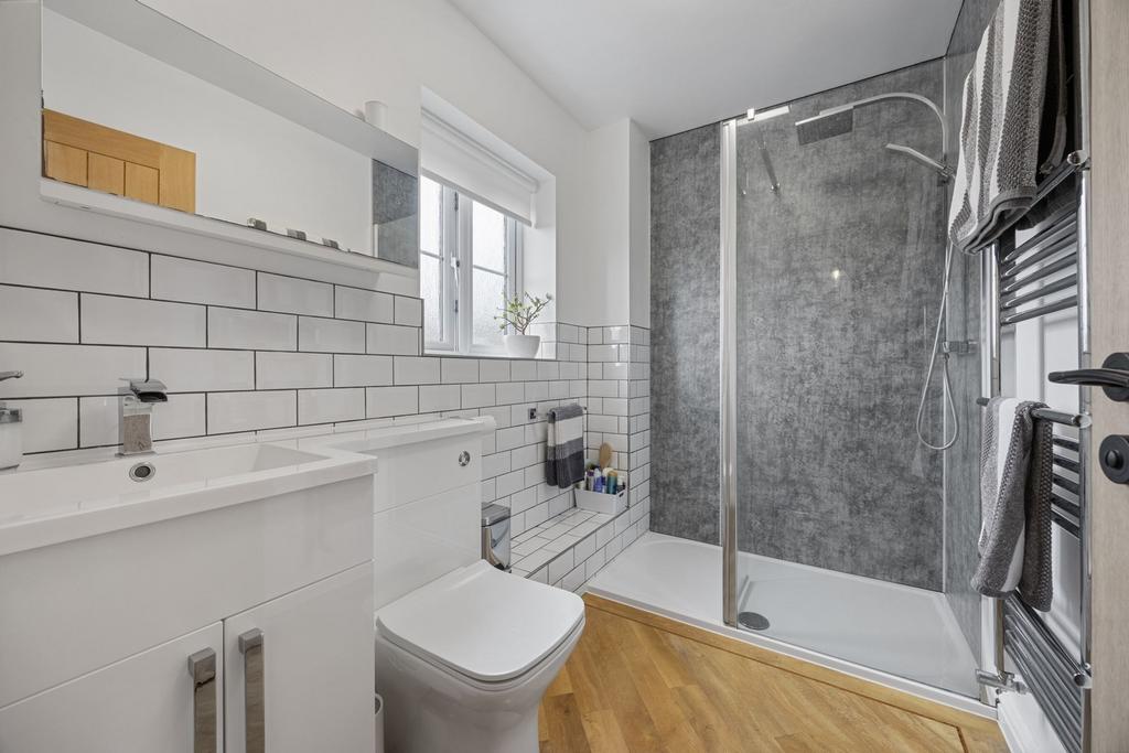 Ensuite to Master