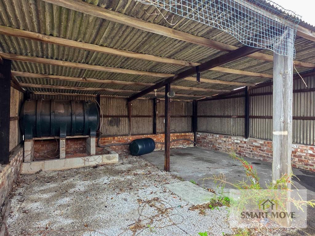 Detached Workshop