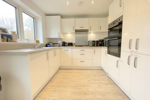 3 bedroom semi-detached house for sale, Windsor Road, Great Bentley, CO7