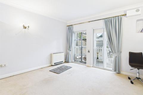 undefined, Castle Street, Stroud, Gloucestershire, GL5