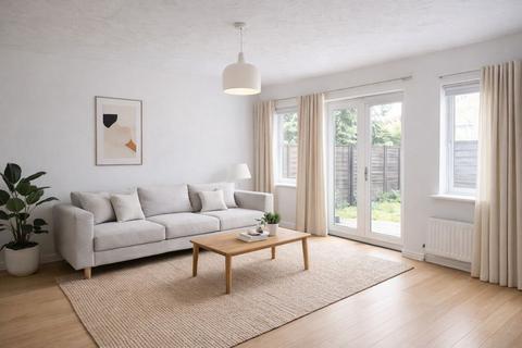 4 bedroom terraced house to rent, The Sidings, Bedford