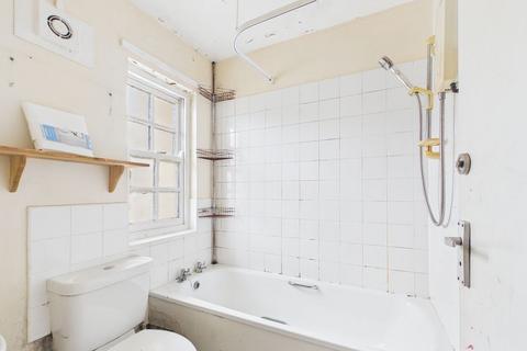 undefined, Mousehole, Penzance - Maisonette requiring modernisation