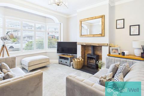 4 bedroom semi-detached house for sale, Larch Avenue, Manchester M27
