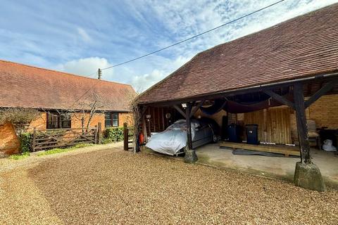 4 bedroom detached house to rent, 7a High Street, Pulloxhill