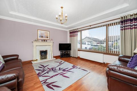 undefined, Muirdrum Gardens, Glenrothes