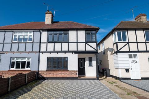 3 bedroom semi-detached house for sale, Beechmont Gardens, Southend-On-Sea
