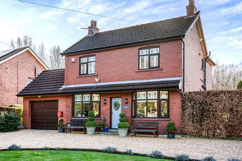 4 bedroom detached house for sale, Liverpool Road, Ormskirk L40