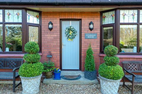 4 bedroom detached house for sale, Liverpool Road, Ormskirk L40