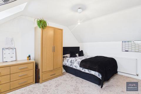 4 bedroom semi-detached house for sale, Sandcross Close, Orrell, Wigan