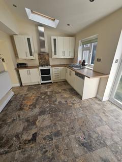 undefined, Grasmere Avenue, Whitton, HOUNSLOW, Middlesex, TW3