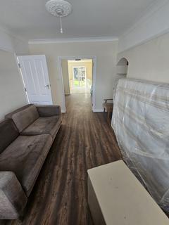 undefined, Grasmere Avenue, Whitton, HOUNSLOW, Middlesex, TW3