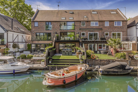 undefined, The Old Boathouse , Pangbourne on Thames, RG8