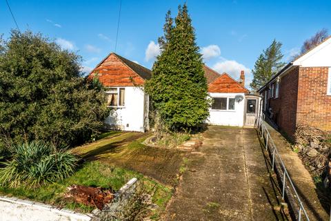 3 bedroom bungalow for sale, Wheatley Way, Gerrards Cross, SL9