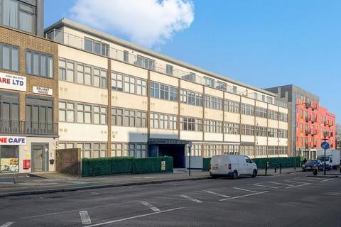 undefined, Imperial Drive, Harrow HA2