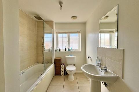 3 bedroom semi-detached house for sale, Alder Wynd, Silsoe, Bedfordshire, MK45 4GQ