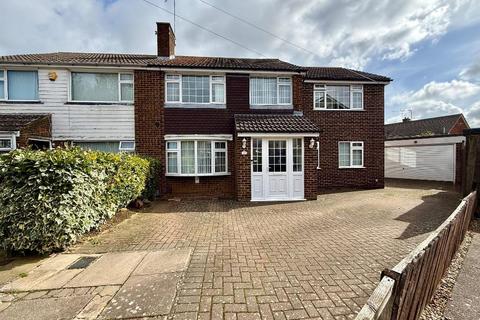 undefined, Ranock Close, Sundon Park, Luton, Bedfordshire, LU3 3JY