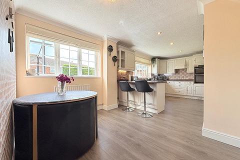 undefined, Ranock Close, Sundon Park, Luton, Bedfordshire, LU3 3JY