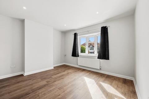 undefined, 382 Malden Road, Worcester Park, KT4 7NL