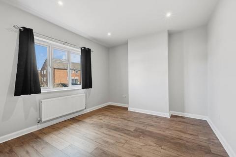 undefined, 382 Malden Road, Worcester Park, KT4 7NL