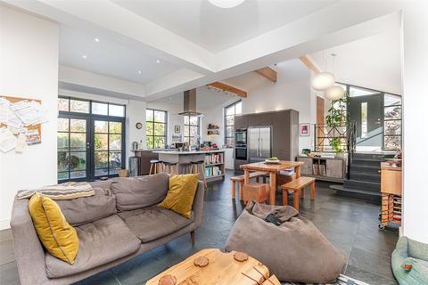undefined, Lake Road East, Cardiff, CF23