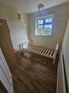undefined, Argyle Avenue, HOUNSLOW, Middlesex, TW3