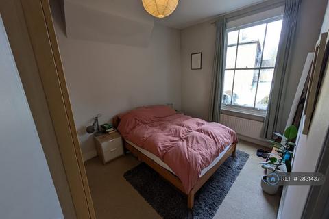 1 bedroom flat to rent, Stroud Green, London, N4
