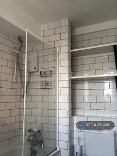 undefined, West Thamesmead, London, SE28