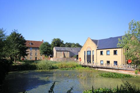 Office to rent, 13 Harnett Dr Milton Keynes MK12 5NX