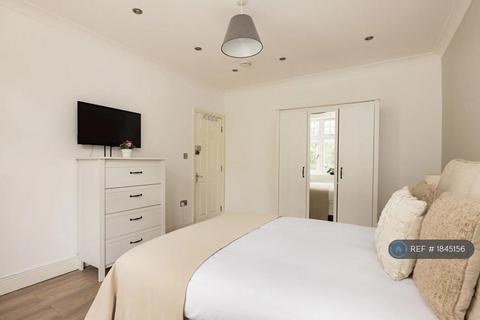 undefined, Lexden Road, London, W3