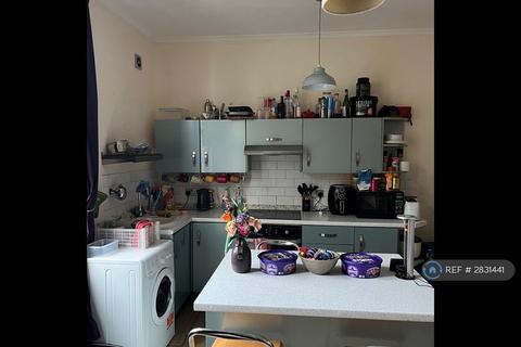 1 bedroom in a flat share to rent, Cheltenham Road, Bristol, BS6