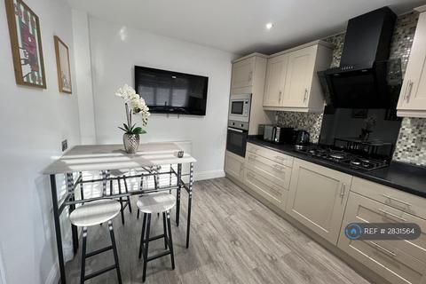 undefined, Walshs Manor, Stantonbury, Milton Keynes, MK14