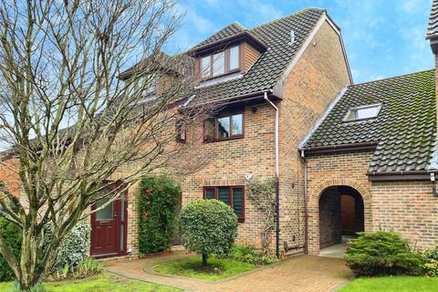 undefined, Wiltshire Drive, Wokingham, Berkshire