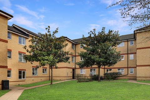 2 bedroom apartment for sale, Commodore House, Timberlog Lane, Basildon, Essex, SS14