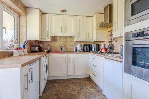 undefined, Salters Way, Bedfordshire LU6