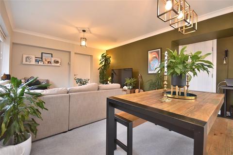 2 bedroom bungalow for sale, Ring Road, Halton, Leeds, West Yorkshire