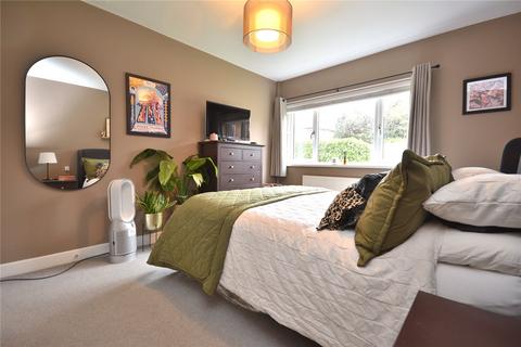 2 bedroom bungalow for sale, Ring Road, Halton, Leeds, West Yorkshire