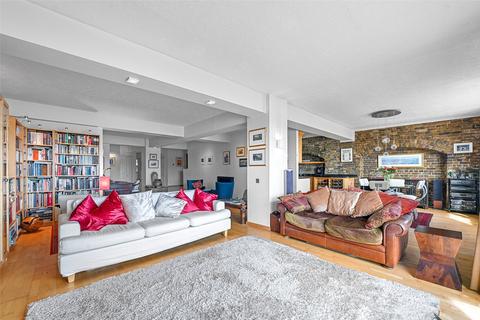 2 bedroom apartment for sale, Gun Wharf, 130 Wapping High Street, Wapping, London, E1W