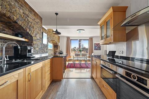2 bedroom apartment for sale, Gun Wharf, 130 Wapping High Street, Wapping, London, E1W