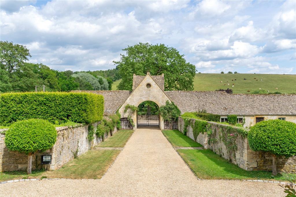 Octagonal Courtyard