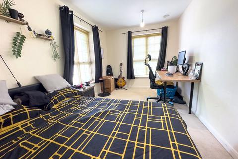 undefined, Woodford Way, Witney, Oxfordshire, OX28