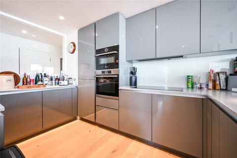 3 bedroom apartment to rent, Vauxhall Bridge Road, London SW1V