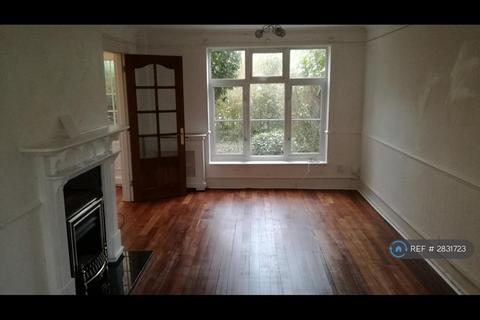 2 bedroom semi-detached house to rent, Little Dell, Welwyn Garden City, AL8