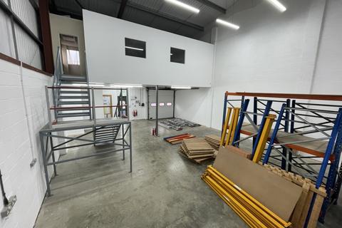 Industrial development to rent, Windrush Park Witney OX29 0AA