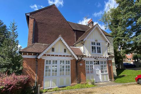 Office to rent, High St Westerham TN16 1RG