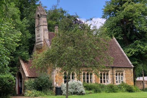 Mixed use to rent, Holdenby Village Hall, Holdenby Road Spratton NN6 8DJ
