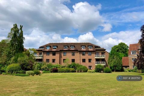 3 bedroom flat to rent, Barrington House, Cambridge, CB2