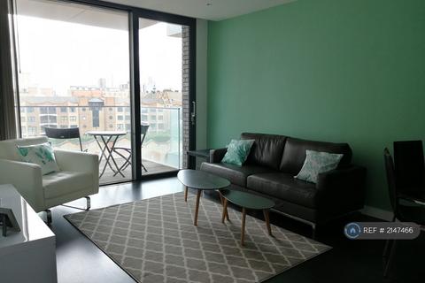 undefined, Alie Street, London, E1