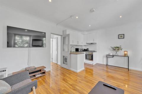 1 bedroom flat to rent, Ainger Road, Primrose Hill, London, NW3