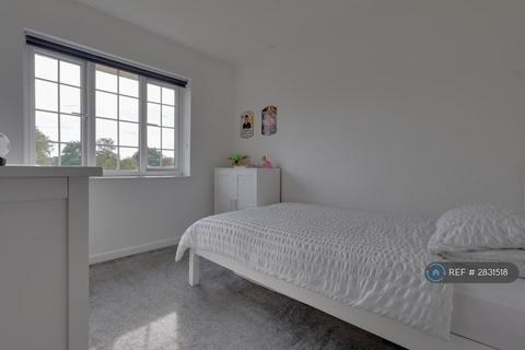 undefined, White Ladies Close, Havant, PO9